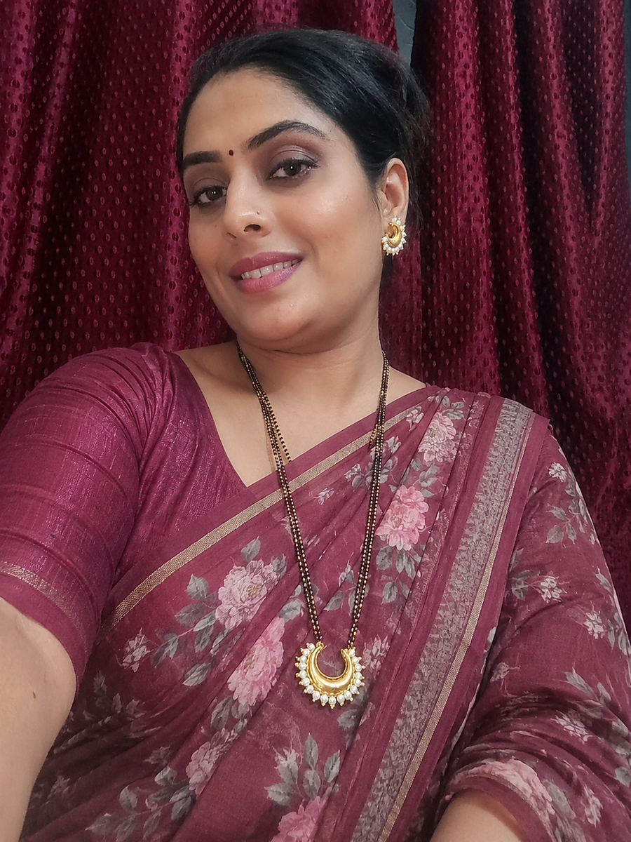 Golden Chandra mangalsutra