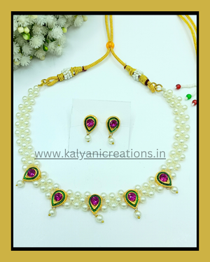 MOTI NECKLACE