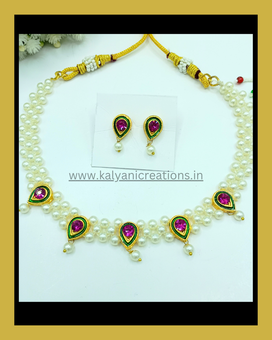 MOTI NECKLACE