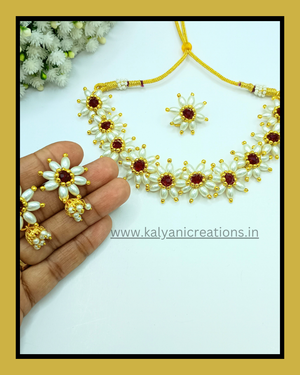 MOTI NECKLACE