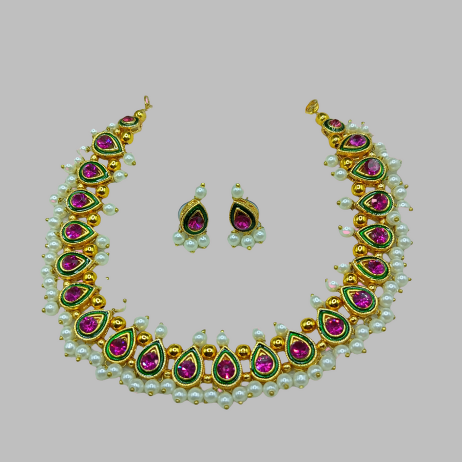 Necklace set