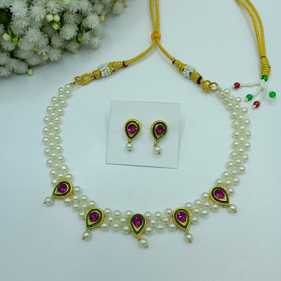 Moti necklace