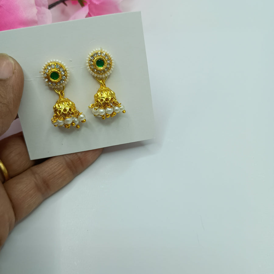 Kundan jhumki green