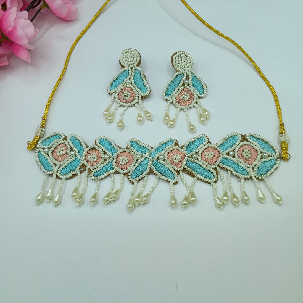 Beaded necklace set