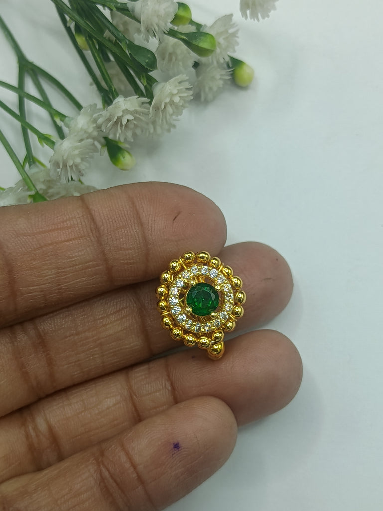 Round Ad kundan nose pin