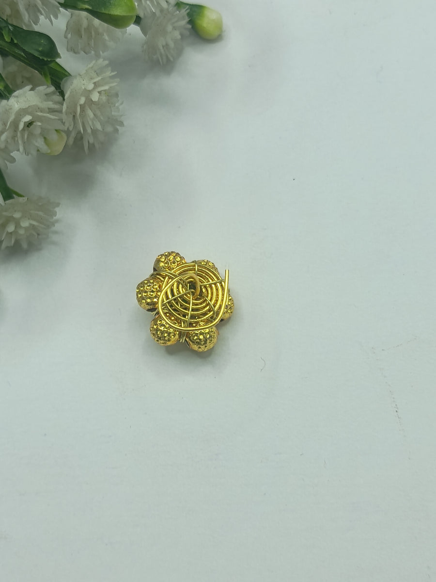 Dot golden beads & green crystal phuli