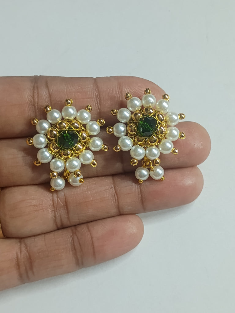 Pearl earring
